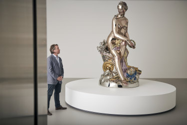 Jeff Koons’ stainless steel ‘Venus’ sculpture was based on an 18th century porcelain ornament.