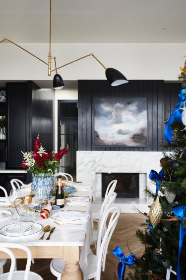 How To Deck The Halls In Your Home For Christmas
