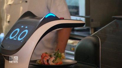 Sydney restaurant employs robots to deliver food