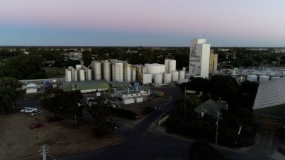 The refinery that has a Victorian country town divided