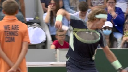 Raging Rublev forced to apologise