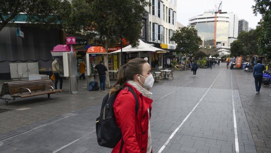 Westfield Bondi Junction: Thousands at risk of Covid-19