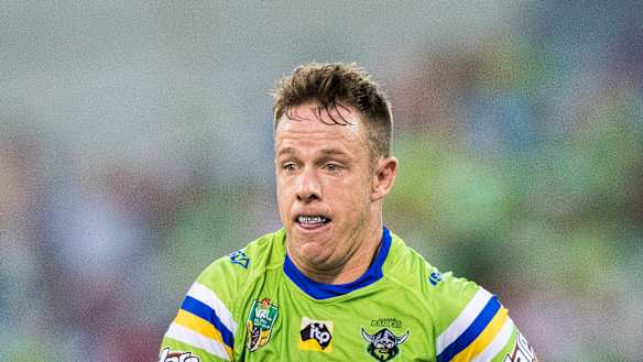 Williams wants winning ways for Raiders halves audition