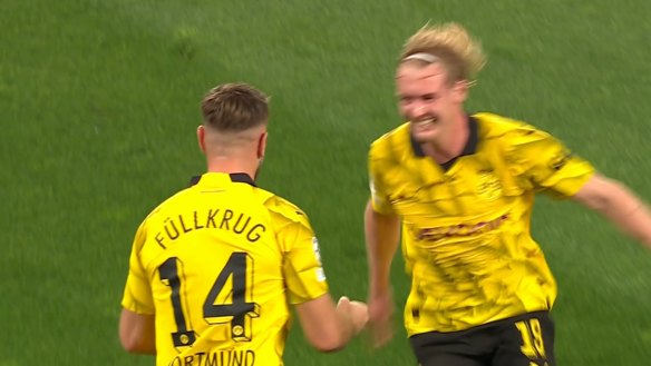 Niclas Fullkrug’s first strike for Borussia Dortmund send the home crowd into a frenzy in their first leg of their UEFA Champions League semi-final.