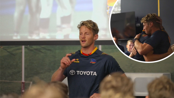 Former Adelaide Crows captain Rory Sloane has announced his sudden retirement over a risk of another eye injury.
