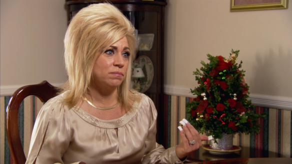 Theresa Caputo is introduced to Kathleen and Kaitlyn, who want closure after losing their loved one on The Long Island Medium on 9Now.