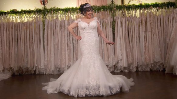 The bride's family is in awe after seeing Wendy's "dramatic" gown on Say Yes To The Dress: Lancashire on 9Now.