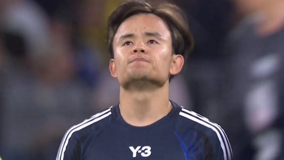 A breakaway down the edge puts Japan in strong position to break the stalemate against Australia.