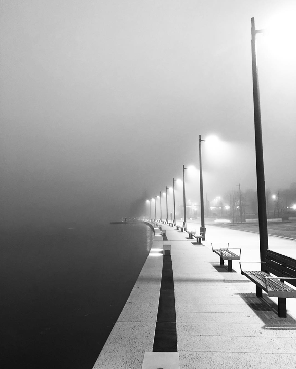 @peplel captures Canberra's fog blanket.