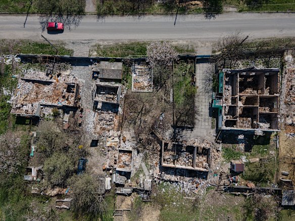 Destroyed houses in Zahaltsi.