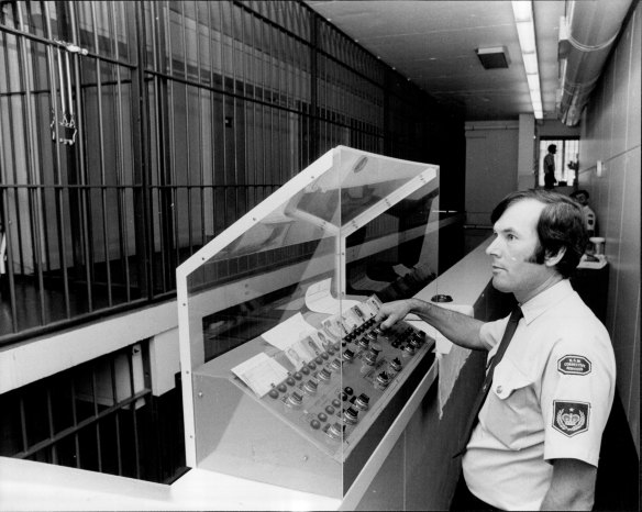 Deputy Superintendent Baldwin demonstrates the console that controls Katingal’s doors. April 12, 1978. 