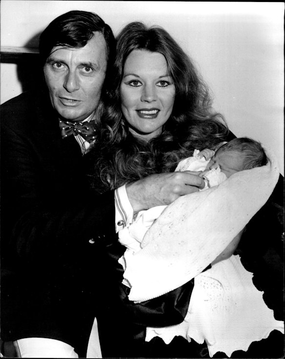 Barry Humphries with wife Diane and new baby Oscar Valentine in 1981.  