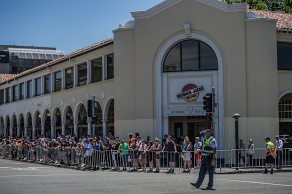 The annual Street Machine Summernats City Cruise is the once a year spectacle that stops the nation’s capital, as hundreds of glistening automotive masterpieces rumble down Northbourne Avenue to the delight of thousands of onlookers.