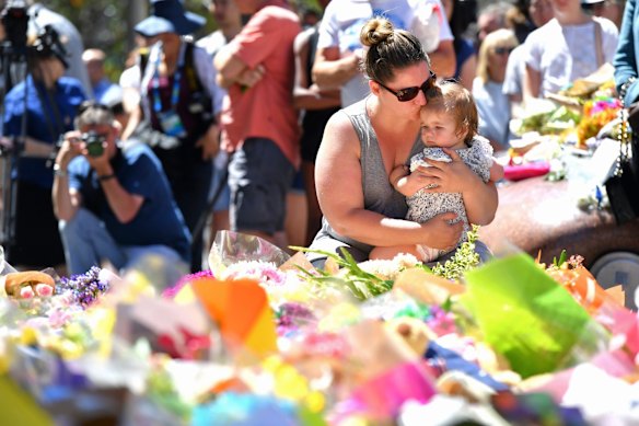 Melburnians continue to pay respect to the victims of those that were tragically killed and injured in the pedestrian attack.