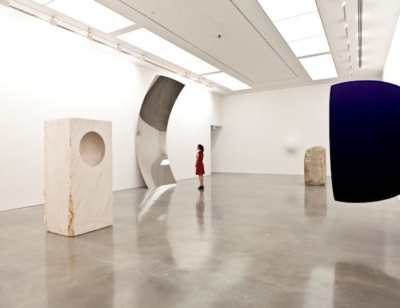 Anish Kapoor, 2003 – Sydney International Art Series

Anish Kapoor, My Red Homeland, 2003. Installation view, Anish Kapoor, MCA, 2012.