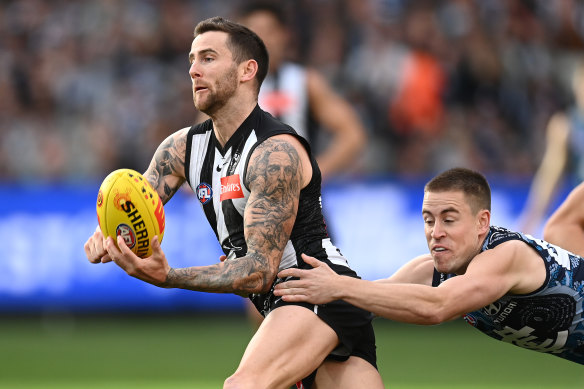 Marking machine Jeremy Howe says the Magpies have embraced a stress-free style of football in their stunning rise this season.