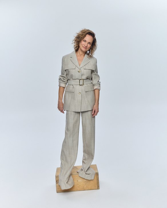 Joseph jacket and pants from Christensen Copenhagen.