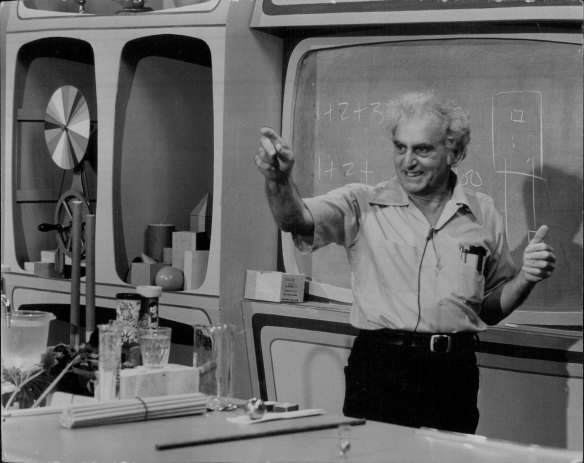 Professor Julius Sumner Miller teaches science to the masses, 1983.