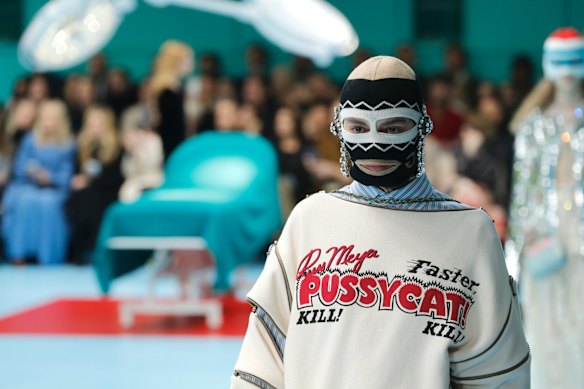 A model wears a creation as part of the Gucci women's Fall/Winter 2018-2019 collection.