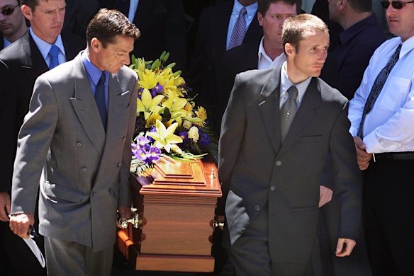 Damien Oliver a pallbearer at his brother Jason's funeral in Perth in 2002.