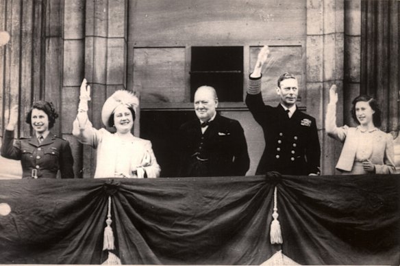 VE Day, 1945: Princess Elizabeth, the Queen Mother, Winston Churchill, King George VI, Princess Margaret.