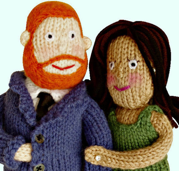 One plain, one pearl: The knitted couple.