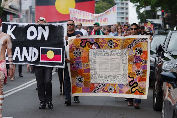 Aboriginal rights activist Solomon Bellear remembered at state funeral ...