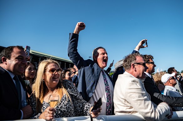 The crowd at Everest Day, Royal Randwick Racecourse.