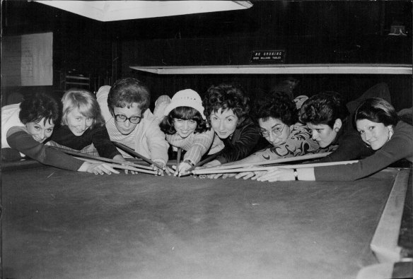 NSW Womens Snooker Titles at the Trade Union Club Surry Hills. Pat Dixon, Elizabeth Jenkins, Gail Squire, Llynda Nairn, Irene Sheargold, (unidentified), Colleen Cooper and Chris Richey. September 11, 1974.
