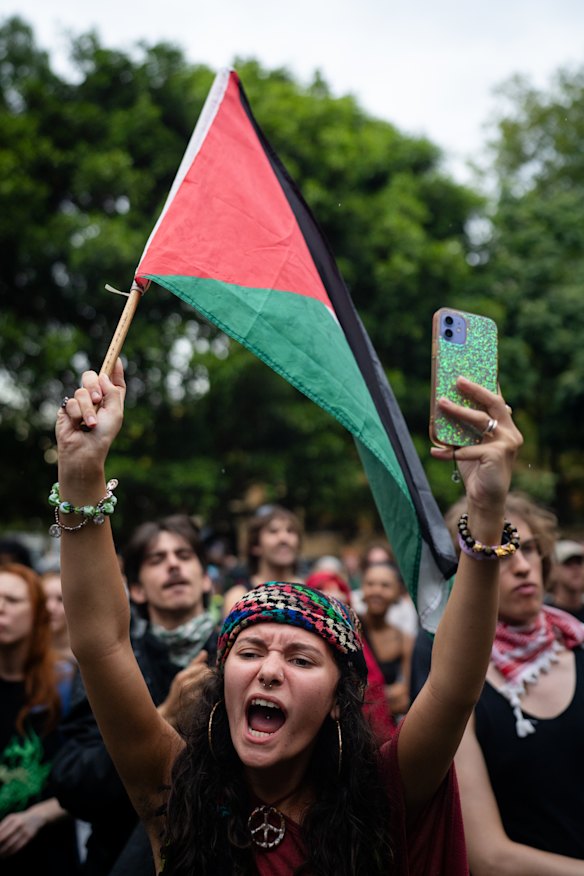 Boomie, who plays games with only one name, 