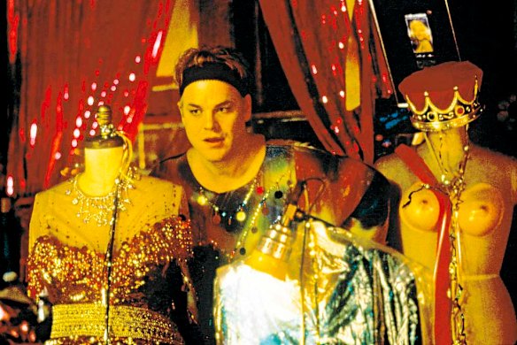 Hoffman in <i>Flawless</I>, 1999.