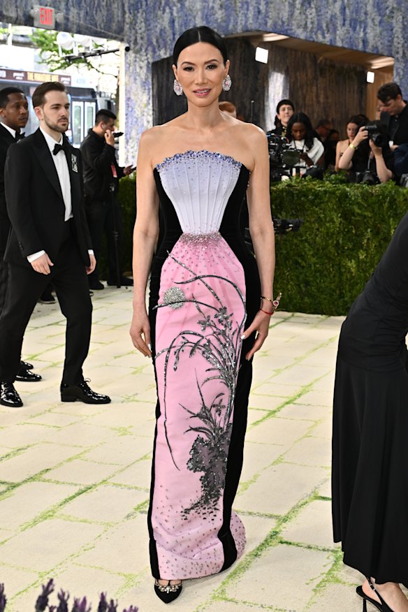 Wendi Murdoch in Miss Sohee Couture.