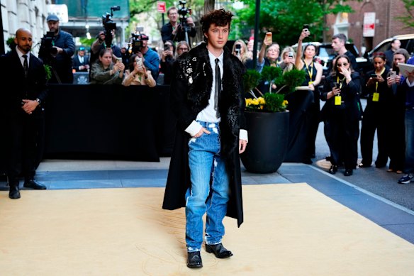 Sivan, all dressed up on his way to this year’s Met Gala in May.