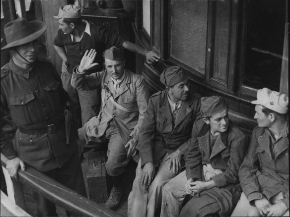 “These are some of a big batch of Italian prisoners captured in North Africa and landed in Sydney today. May 26, 1941”
