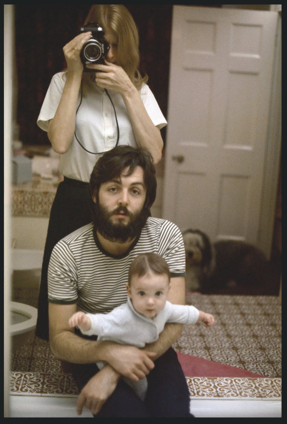 Linda McCartney, Self Portrait with Paul and Mary, London, 1969 
