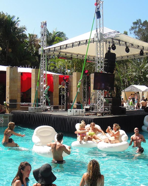 Flo Rider's Glisten Pool Party at Jupiters