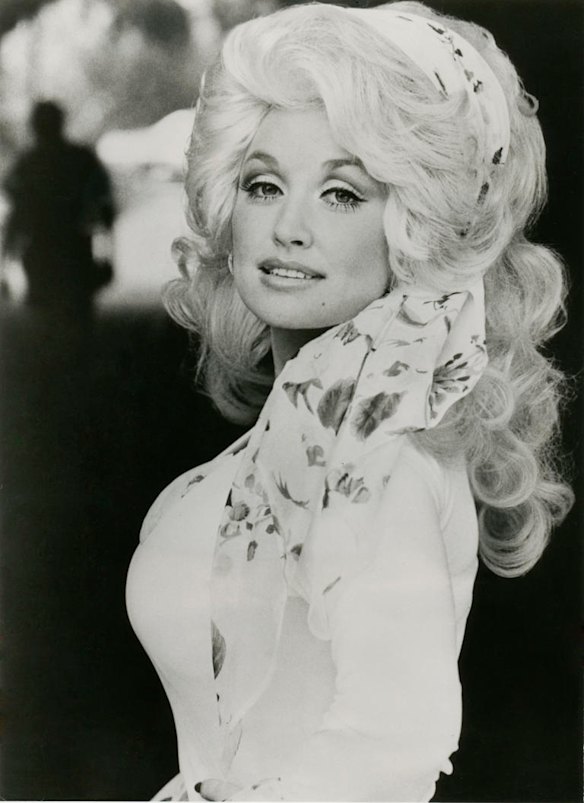 Singer-actress Dolly Parton publicity photograph from RCA Records 1979.