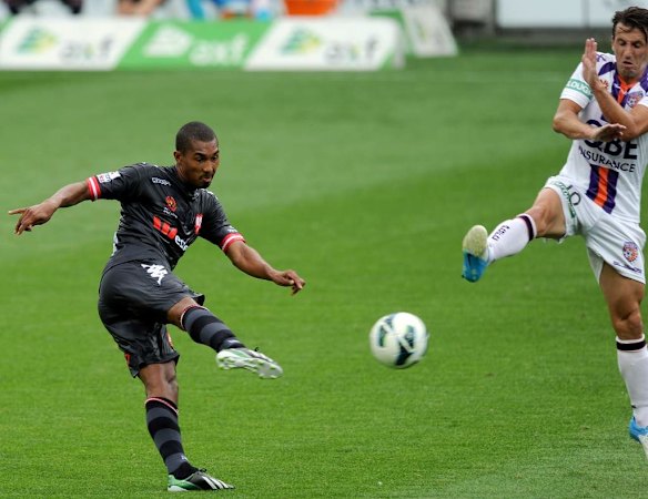 Melbourne Heart Defeats Perth Glory