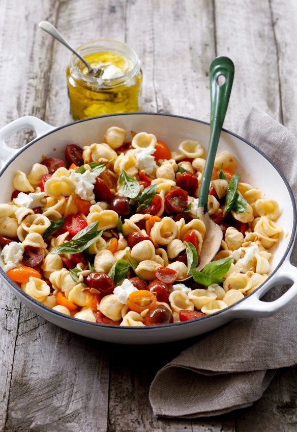Cold al dente pasta contains higher levels of resistant starch.