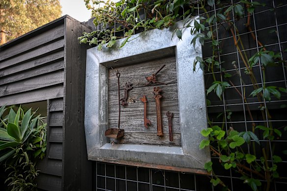 Making pictures with tools.