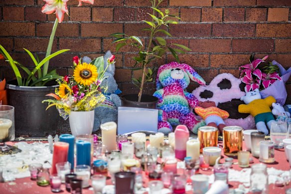Flower tributes at Dreamworld where four people died after a malfunction with the 'Thunder River Rapids' at the theme park.