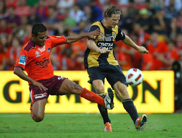 The Roar complete their dream season with a stunning come-from-behind victory over the Mariners.