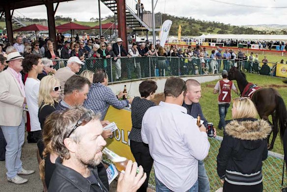 Toodyay Picnic Race Day