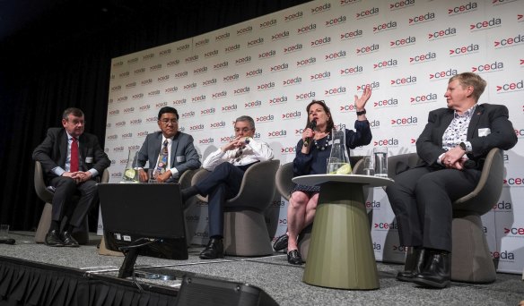 Professor Francis Campbell, Professor Amit Chakma, Professor Steve Chapman, Professor Harlene Hayne and Professor Romy Lawson.