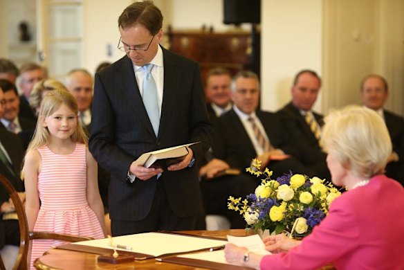 Greg Hunt  is sworn in as Environment minister by Governor-General Quentin Bryce at Government House in Canberra.