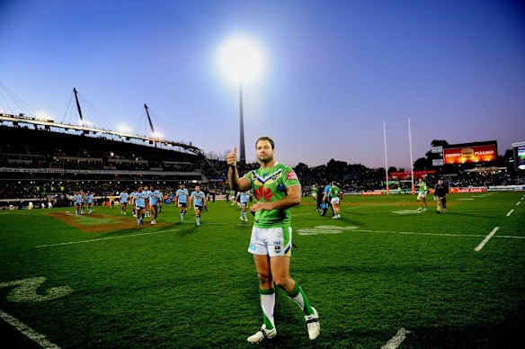 David Shillington celebrates after winning the match.