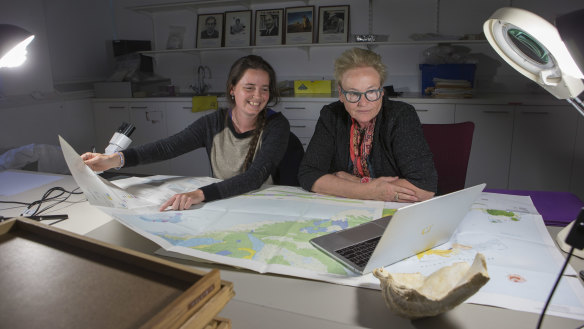 Researcher, Shimona Kealy, (left) and Professor Sue O'Connor from the ANU School of Culture, History and Language. 