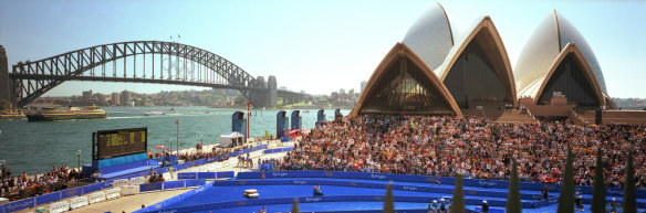 The setting for the finish of the men's triathlon was quintessentially Sydney.