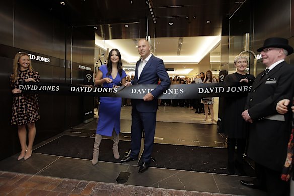 28072016 News Photo Monique Ford / Fairfax NZ
David Jones department store opening 
Lambton Quay Wellington
patrons who have been waiting since 6:30 am as it is new and exciting !!
cutting the ribbon 
L-R :  Jessica Gomes David Jones embassador
John Dixon David Jones CEO .