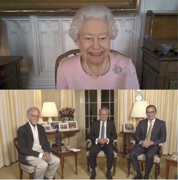 The Queen speaks to sculptor Robert Hannaford, South Australian Governor Hieu Van Le and Premier Steven Marshall.